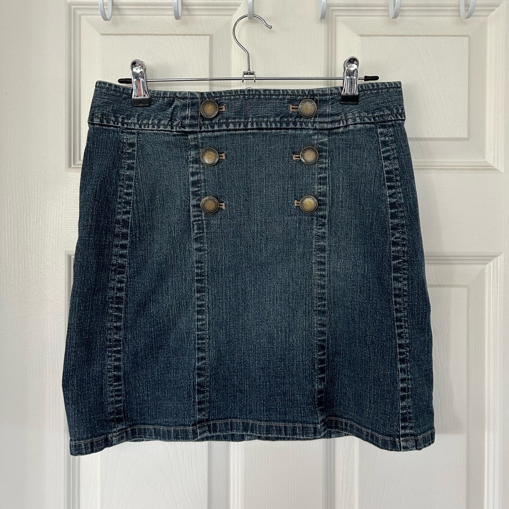 Buttoned Mini Jean Skirt